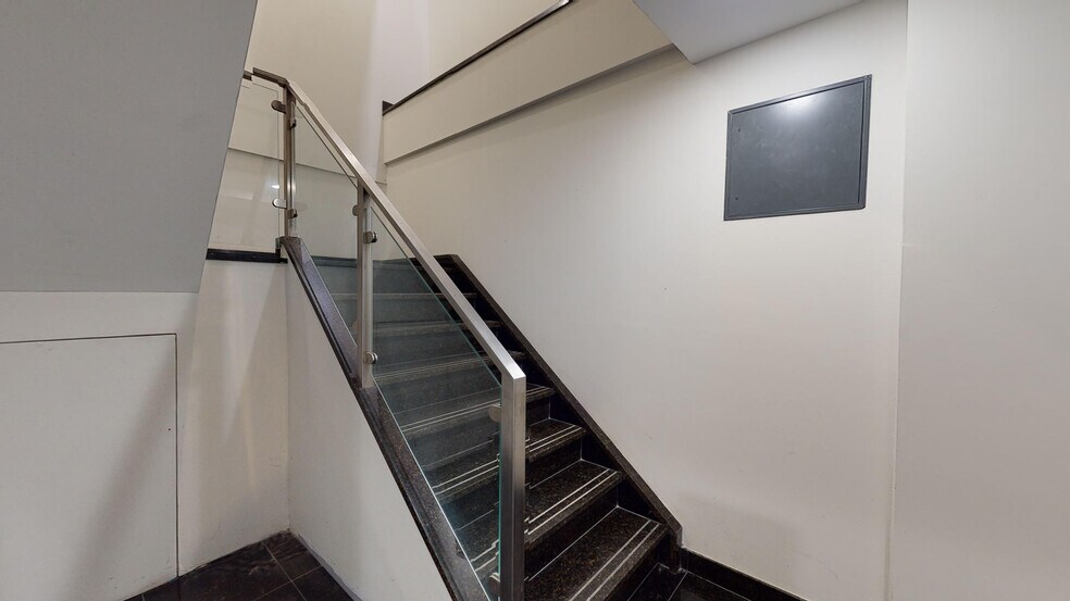 More Photos Of 1758-1768 Cropsey Ave, Brooklyn Office For Lease