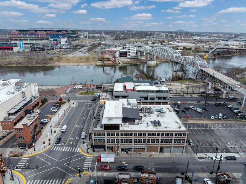 More Photos Of 111 Broadway, Nashville General Retail For Lease