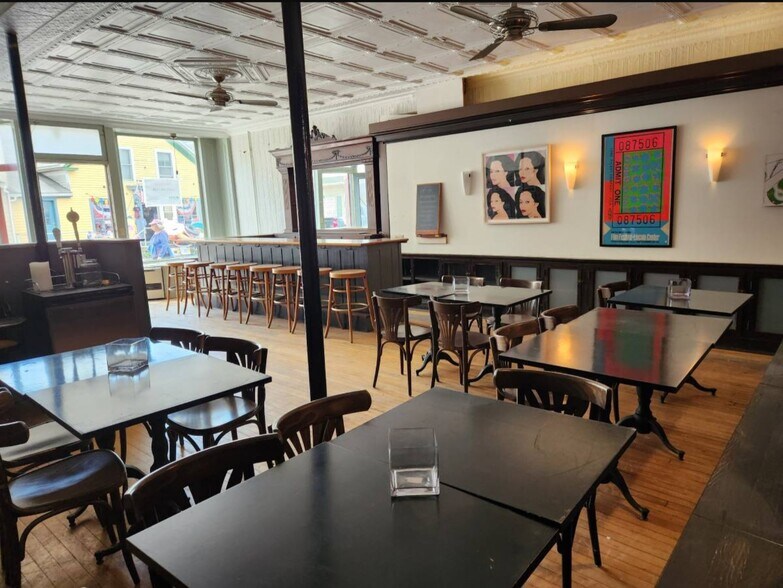 More Photos Of 64 Main St, Vinalhaven General Retail For Lease