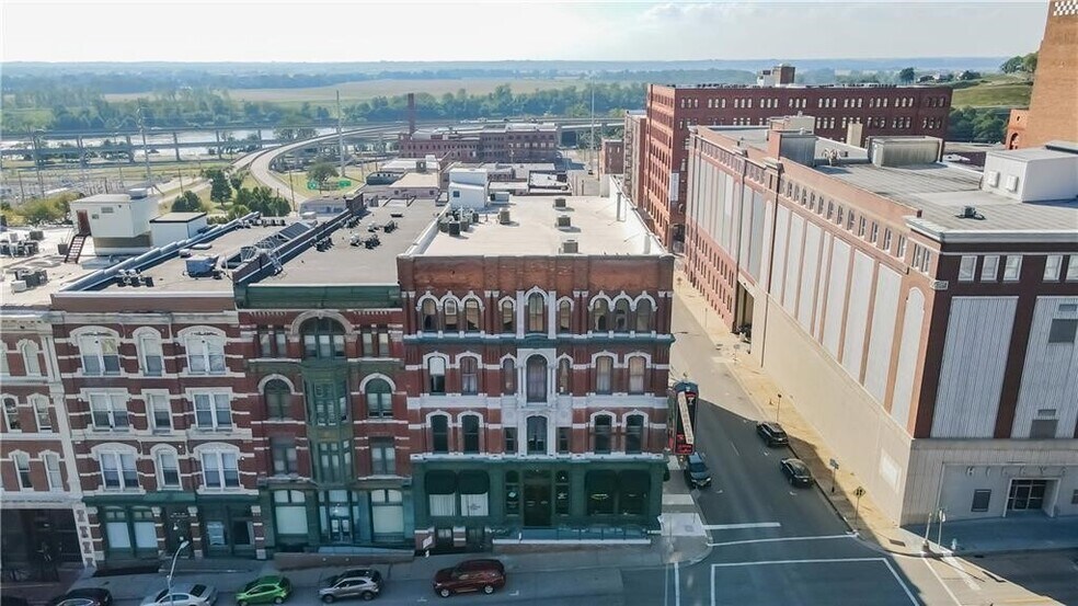 More Photos Of 224 N 4th St, Saint Joseph Office For Sale