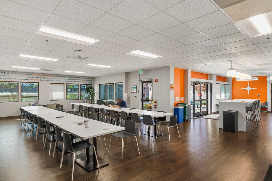 More Photos Of 1213 Innsbruck Dr, Sunnyvale Light Manufacturing For Lease