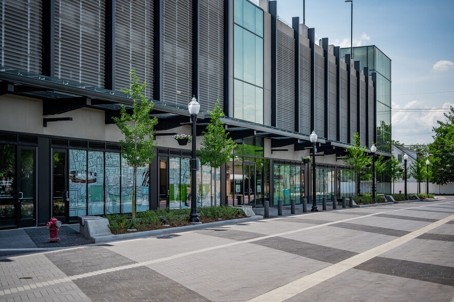 More Photos Of 221 W Troy St, Ferndale Parking Garage For Lease