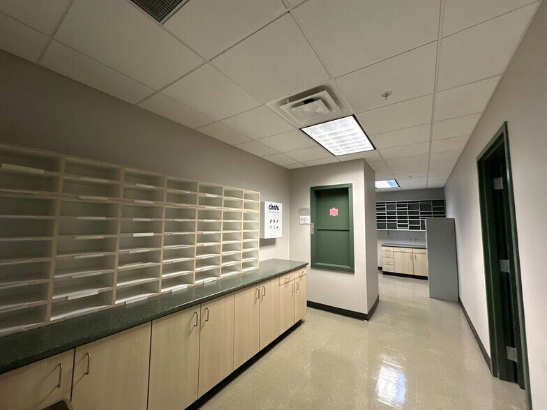 More Photos Of 250 Park West Dr, Pittsburgh Office For Sale