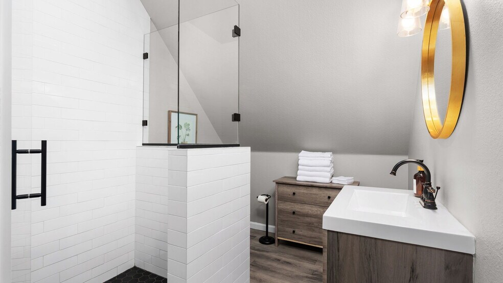 More Photos Of 25711 Hamilton Pool Rd, Round Mountain Specialty For Sale