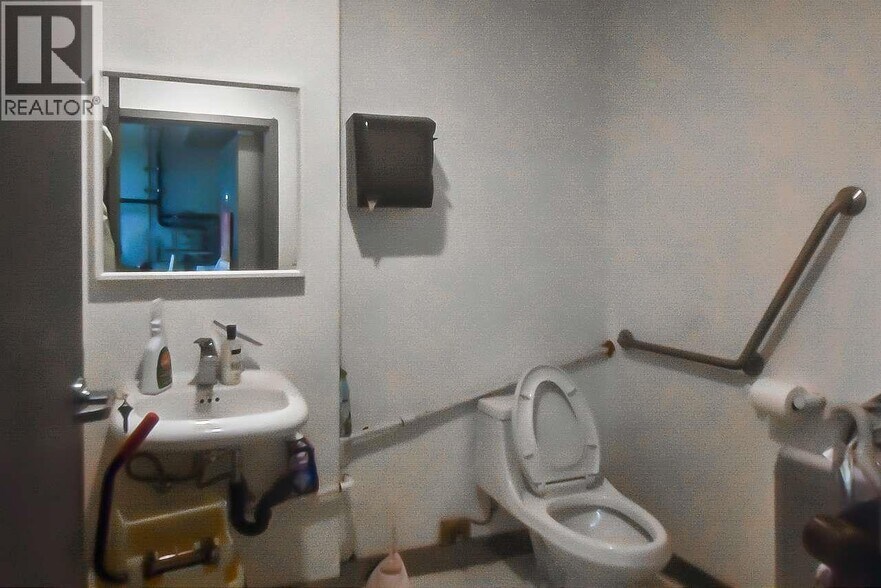 More Photos Of 8005 Alexander Rd, Delta Warehouse For Sale