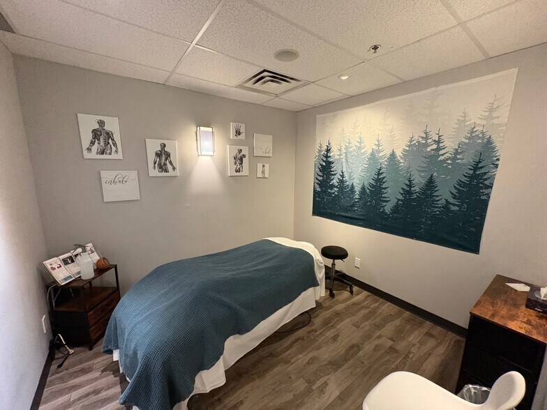 More Photos Of 852 Fort St, Victoria Medical For Lease