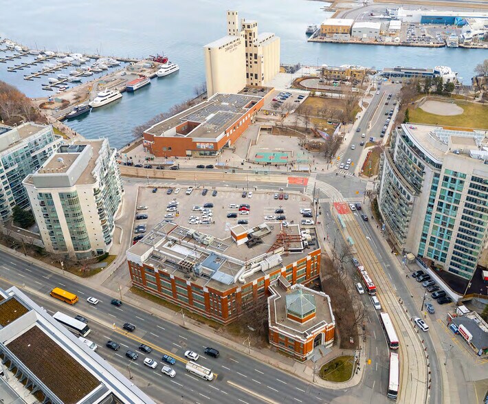 More Photos Of 545 Lake Shore Blvd W, Toronto Office For Sale