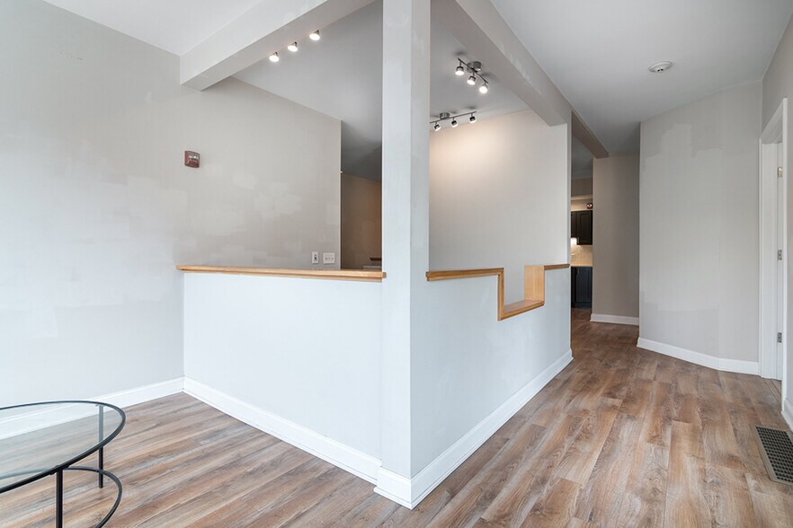 More Photos Of 3287 Post Rd, Warwick Storefront Retail Office For Lease