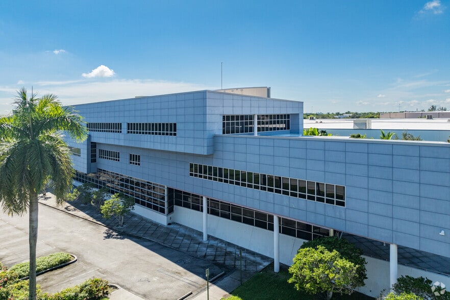 More Photos Of 10000 NW 15th Ter, Miami Industrial For Lease