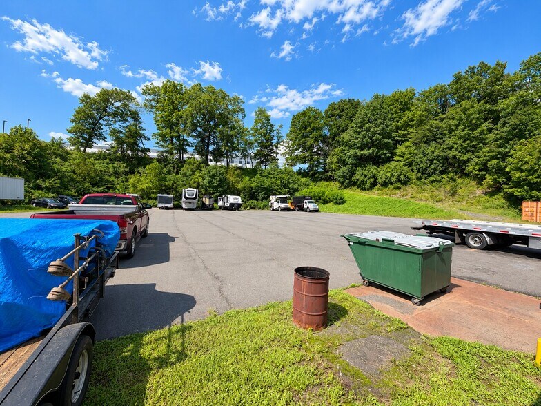 More Photos Of 633 Water St, Belvidere Service Station For Sale