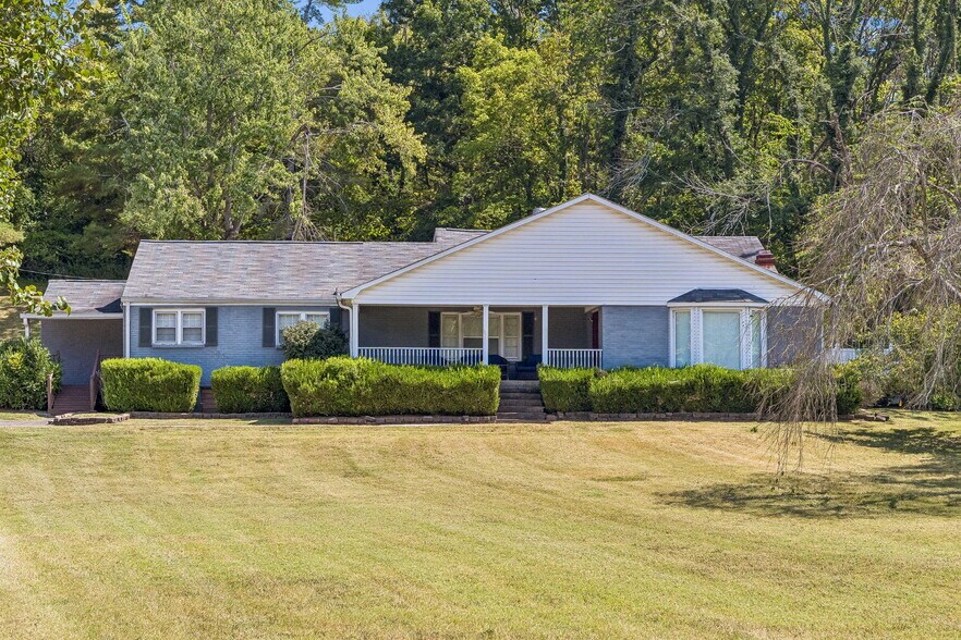 Primary Photo Of 1332 S Dickerson Rd, Goodlettsville Land For Sale