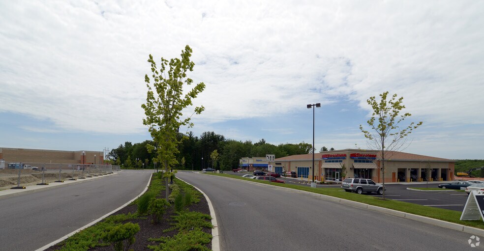 More Photos Of Eddie Dowling Hwy, North Smithfield Unknown For Lease