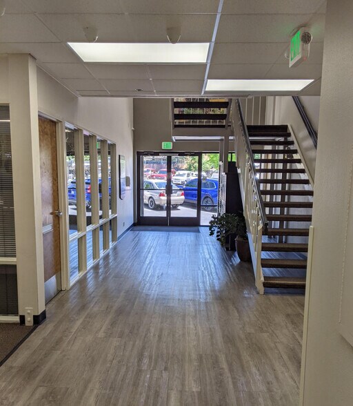 More Photos Of 550 High St, Auburn Office For Lease