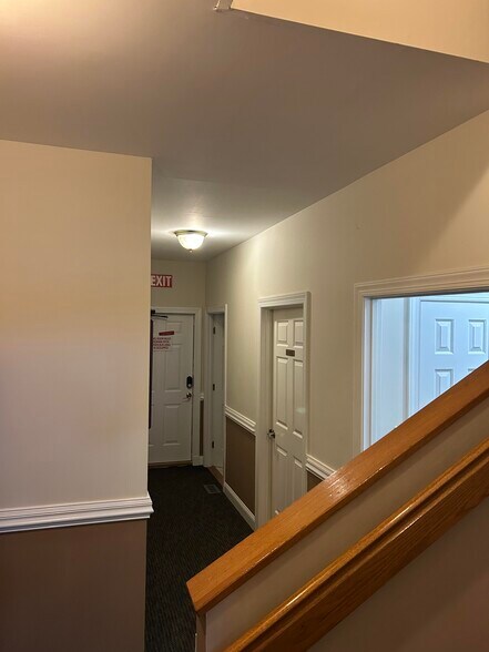 More Photos Of 501 W Butler Rd, Mauldin Office For Sale