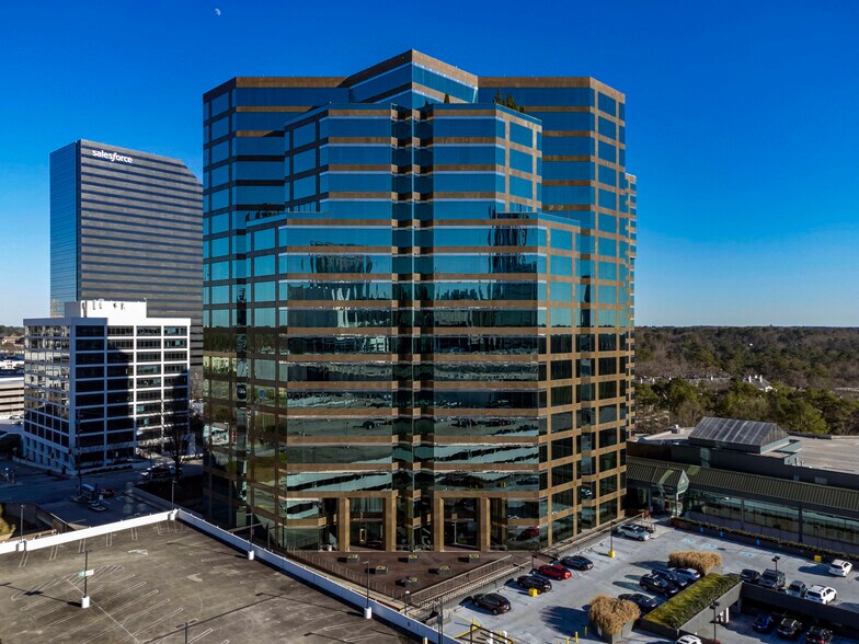 More Photos Of 3399 Peachtree Rd NE, Atlanta Coworking Space