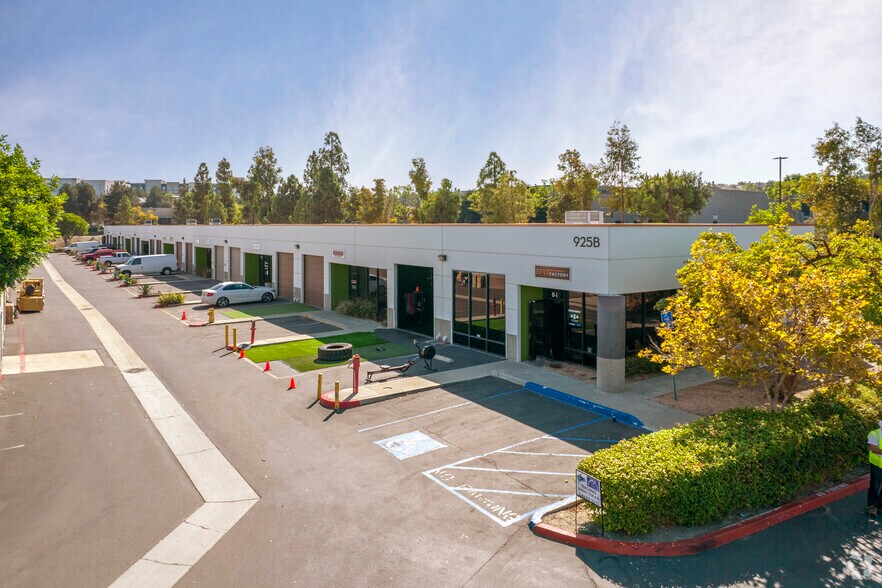Primary Photo Of 925 Hale Pl, Chula Vista Light Manufacturing For Lease
