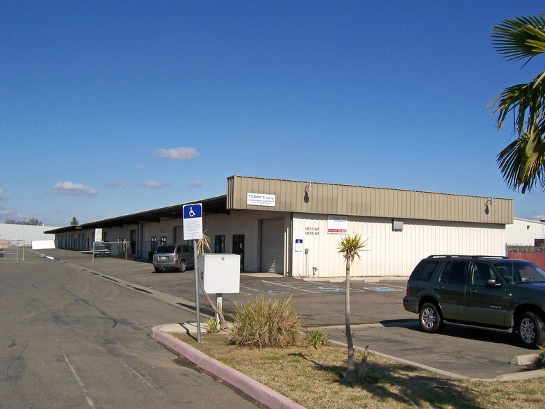 More Photos Of 1851 Grogan Ave, Merced Warehouse For Lease