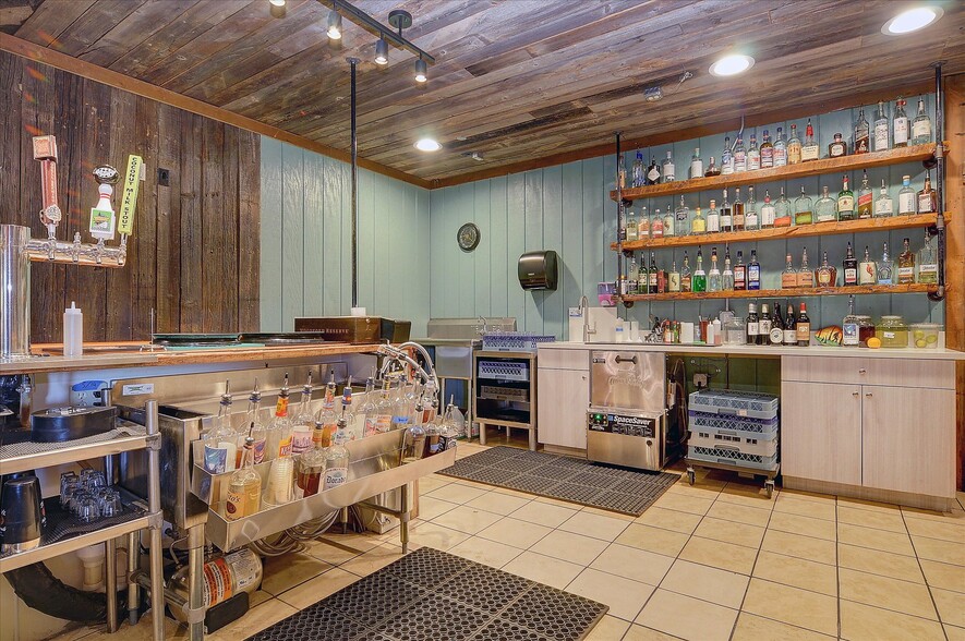 More Photos Of 720 E 50 Hwy, Salida Restaurant For Sale