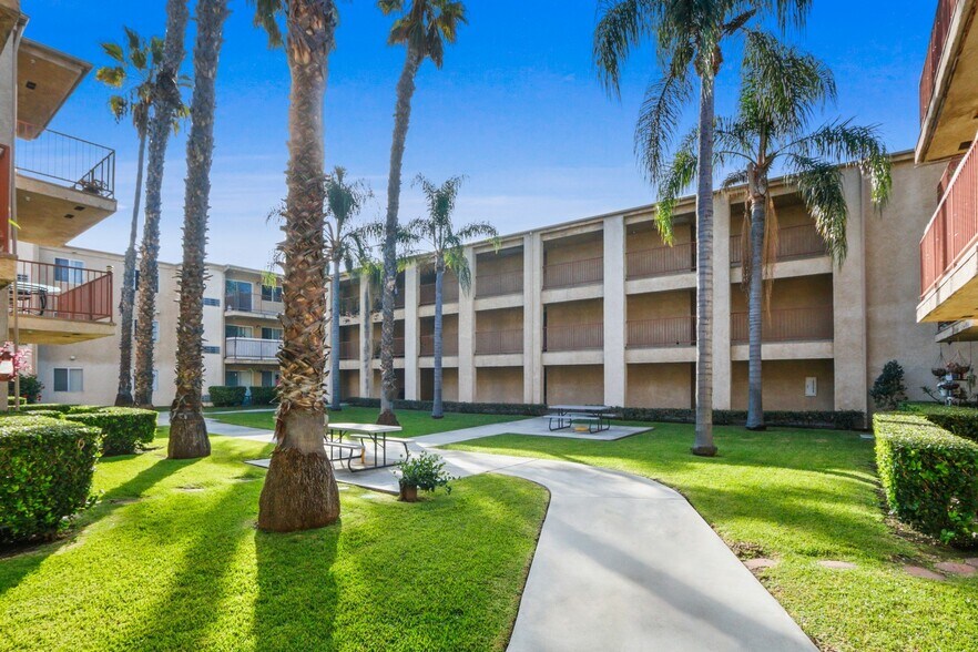 More Photos Of 12100 226th St, Hawaiian Gardens Apartments For Sale