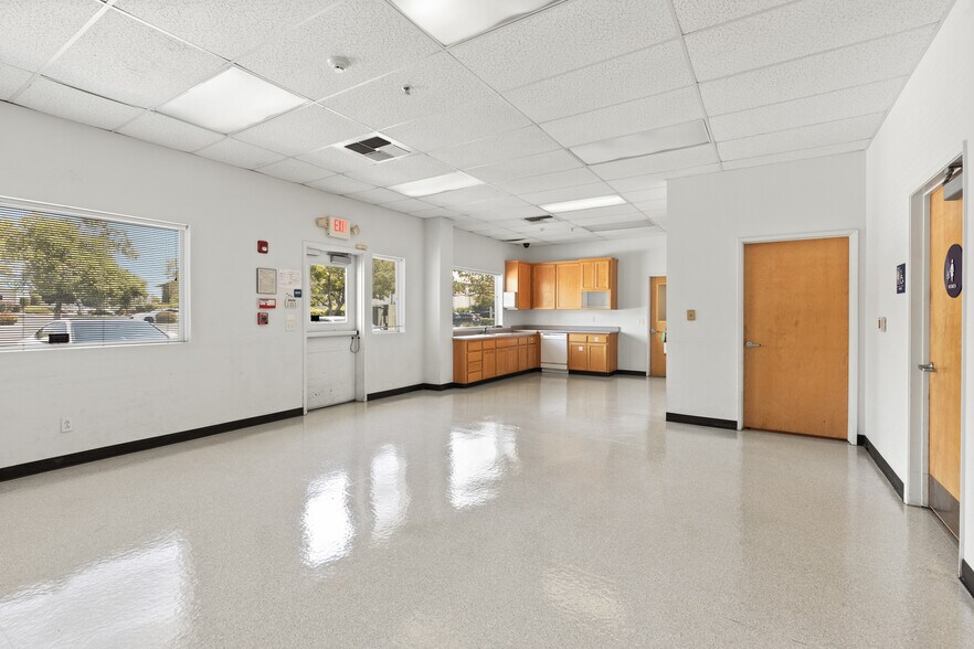 Primary Photo Of 900 Fortress St, Chico Office For Lease