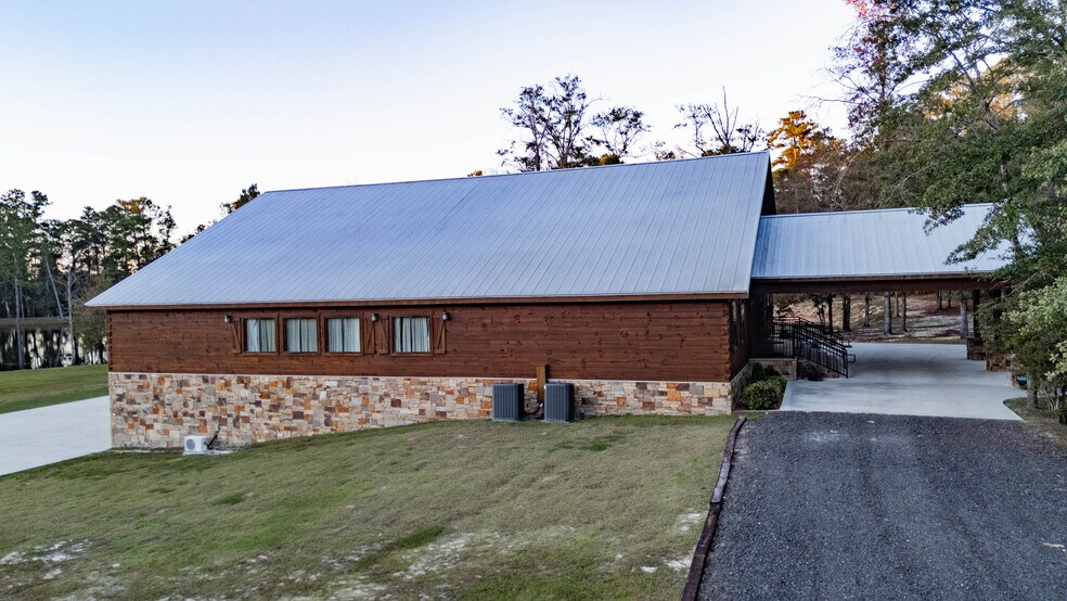 More Photos Of 3817 Central St, Waycross Specialty For Sale