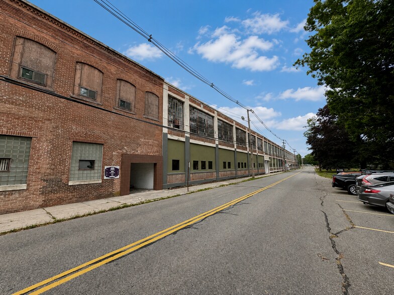 More Photos Of 620 Spring St, North Dighton Warehouse For Lease