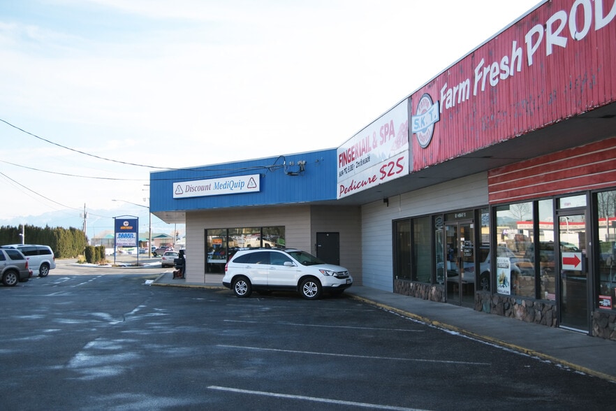 Primary Photo Of 45660 Airport Rd, Chilliwack General Retail For Sale