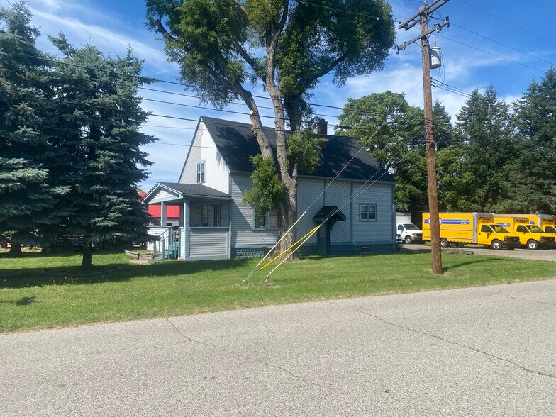 More Photos Of 49260 Van Dyke Ave, Shelby Township Warehouse For Sale