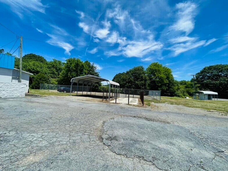 More Photos Of 5661 US Highway 601 S, Concord Auto Dealership For Sale