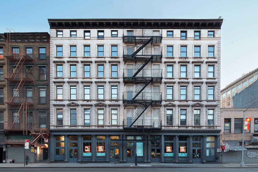 More Photos Of 261-267 Canal St, New York Office Residential For Lease