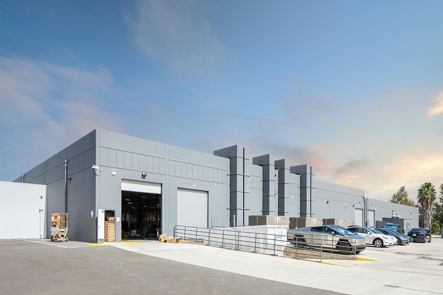 More Photos Of 27635 Diaz Rd, Temecula Manufacturing For Sale