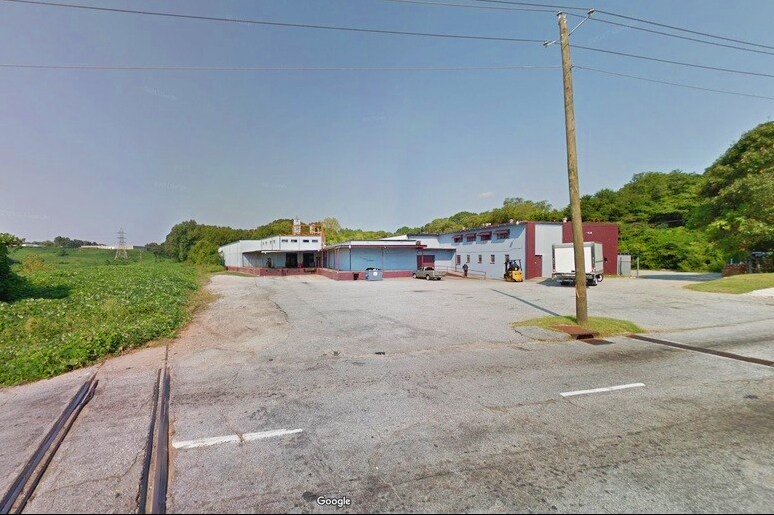 More Photos Of 1015 Boulevard SE, Atlanta Distribution For Sale