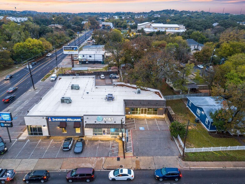 More Photos Of 603 W Oltorf St, Austin Freestanding For Lease