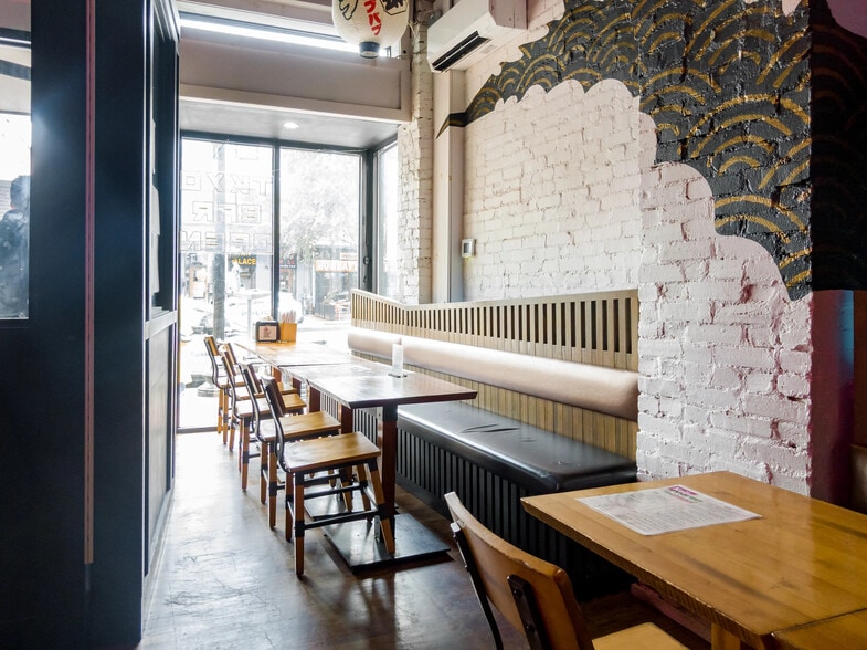 More Photos Of 525 8th St SE, Washington Storefront For Lease