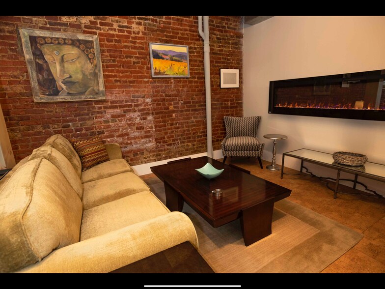 More Photos Of 403 Northampton St, Easton Office For Sale