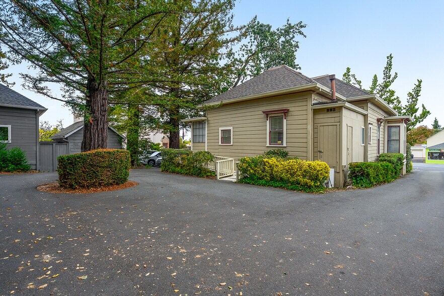 More Photos Of 318 S Main St, Sebastopol Office For Sale
