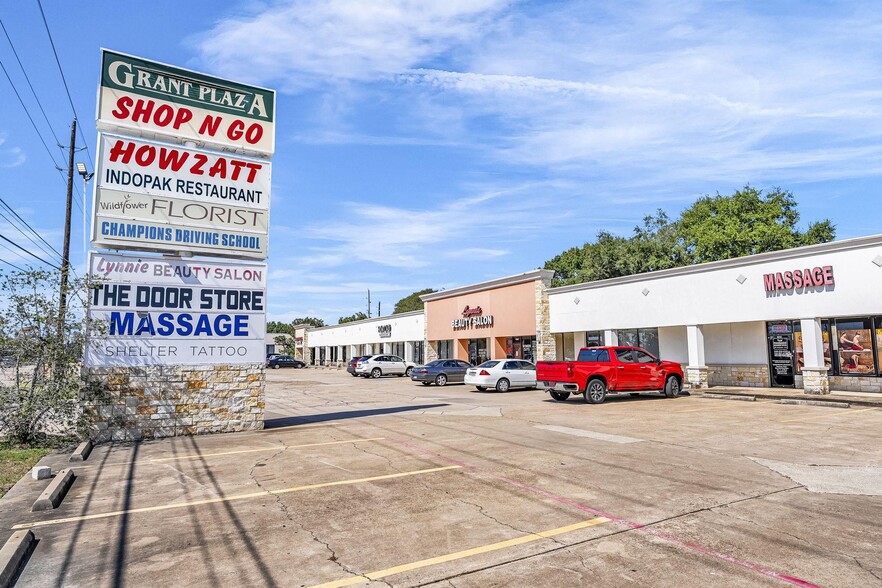 Primary Photo Of 10706-10728 Grant Rd, Houston Unknown For Lease
