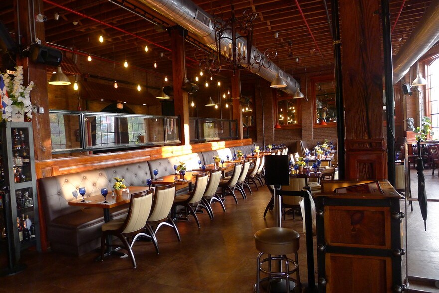 More Photos Of 451 Communipaw Ave, Jersey City Warehouse For Sale