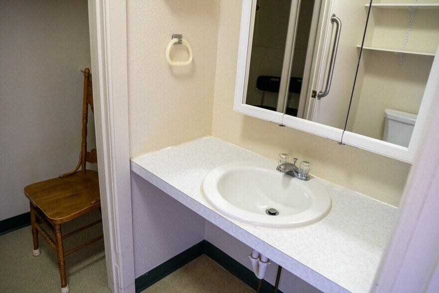More Photos Of 80007 US Highway 87, Lewistown Congregate Senior Housing For Sale