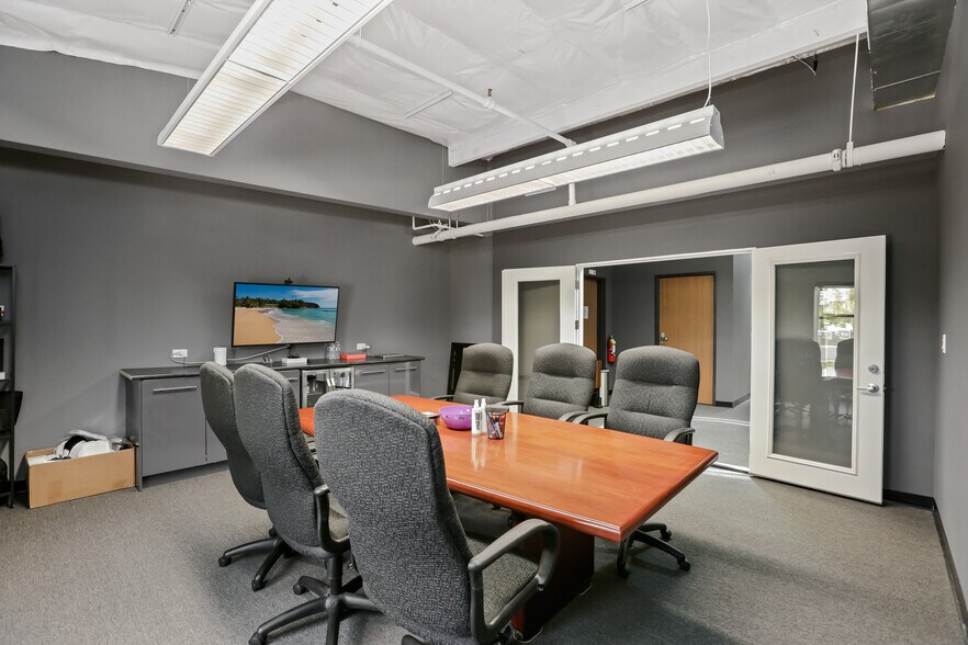 More Photos Of 1382 Valencia Ave, Tustin Research And Development For Lease