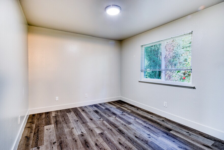 More Photos Of 2228 Edison Ave, Sacramento Apartments For Sale