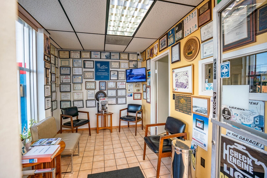 More Photos Of 15348 San Fernando Mission Blvd, Mission Hills Auto Repair For Sale