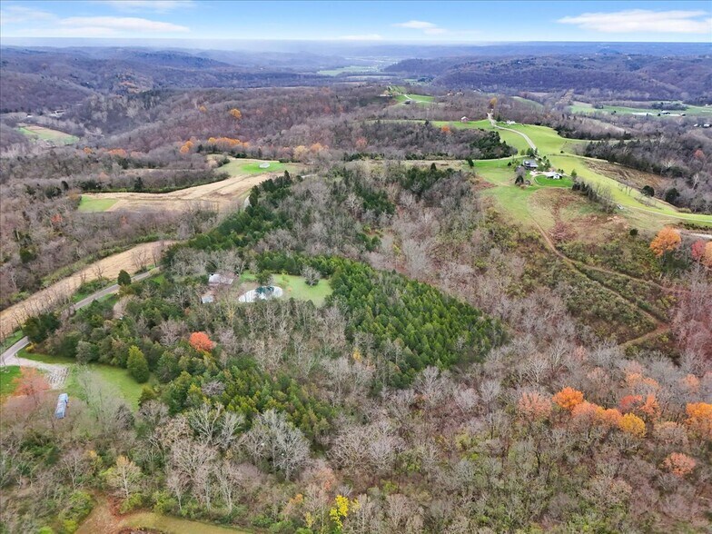 More Photos Of 2945 Greenbrier Rd, Madison Specialty For Sale