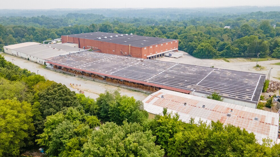 More Photos Of 100 United Furniture Dr, Lexington Distribution For Lease