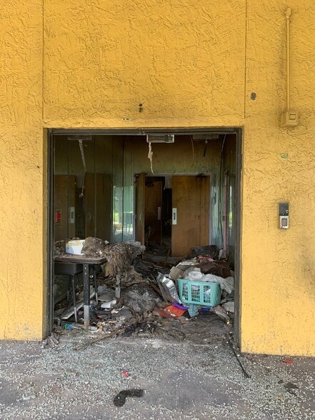 More Photos Of 2425 N Hiawassee Rd, Orlando Religious Facility For Sale
