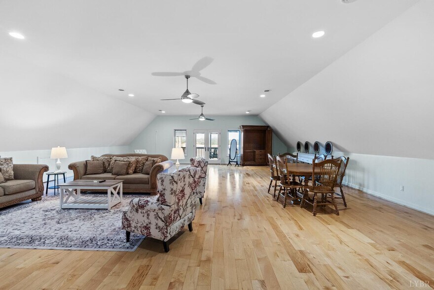 More Photos Of 1433 Piney Mountain Rd, Appomattox Specialty For Sale