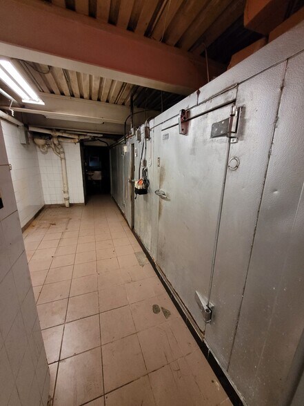 More Photos Of 348 E 49th St, New York Apartments For Lease