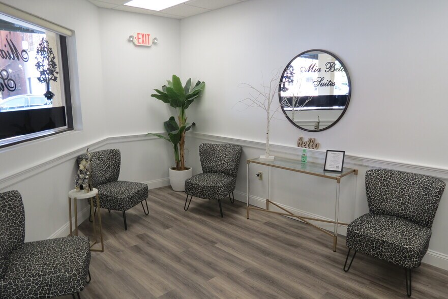 More Photos Of 54 Main St, Leominster Office For Sale