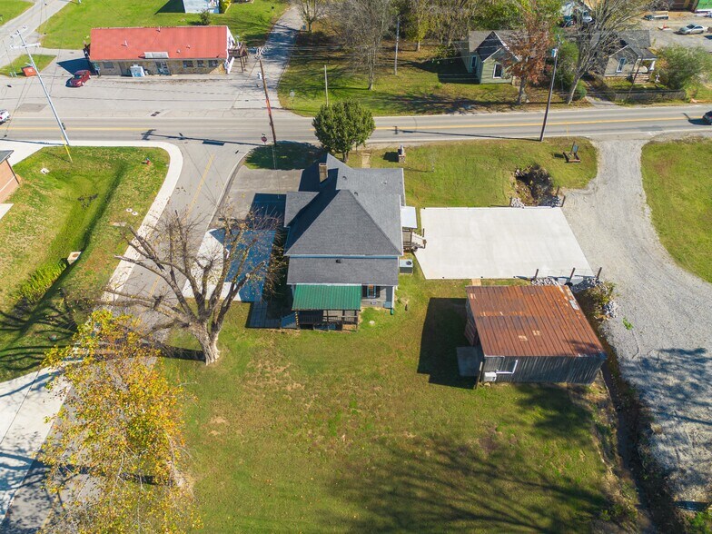 More Photos Of 308 N Main St, Ashland City Office For Sale