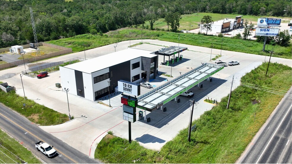 More Photos Of 5744 Raymond Stotzer Pky, College Station General Retail For Lease